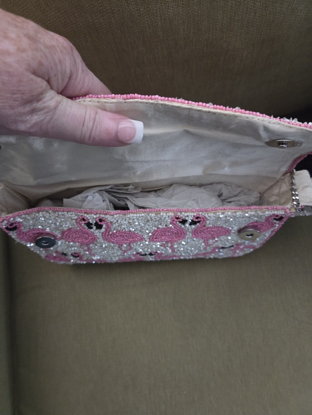 Viral Beaded Flamingo Bag - Picture 3 of 3
